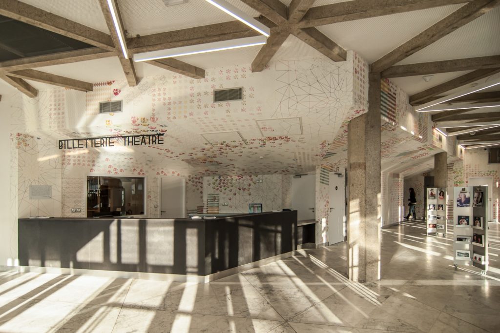 hall d'entrée et billetterie du théâtre