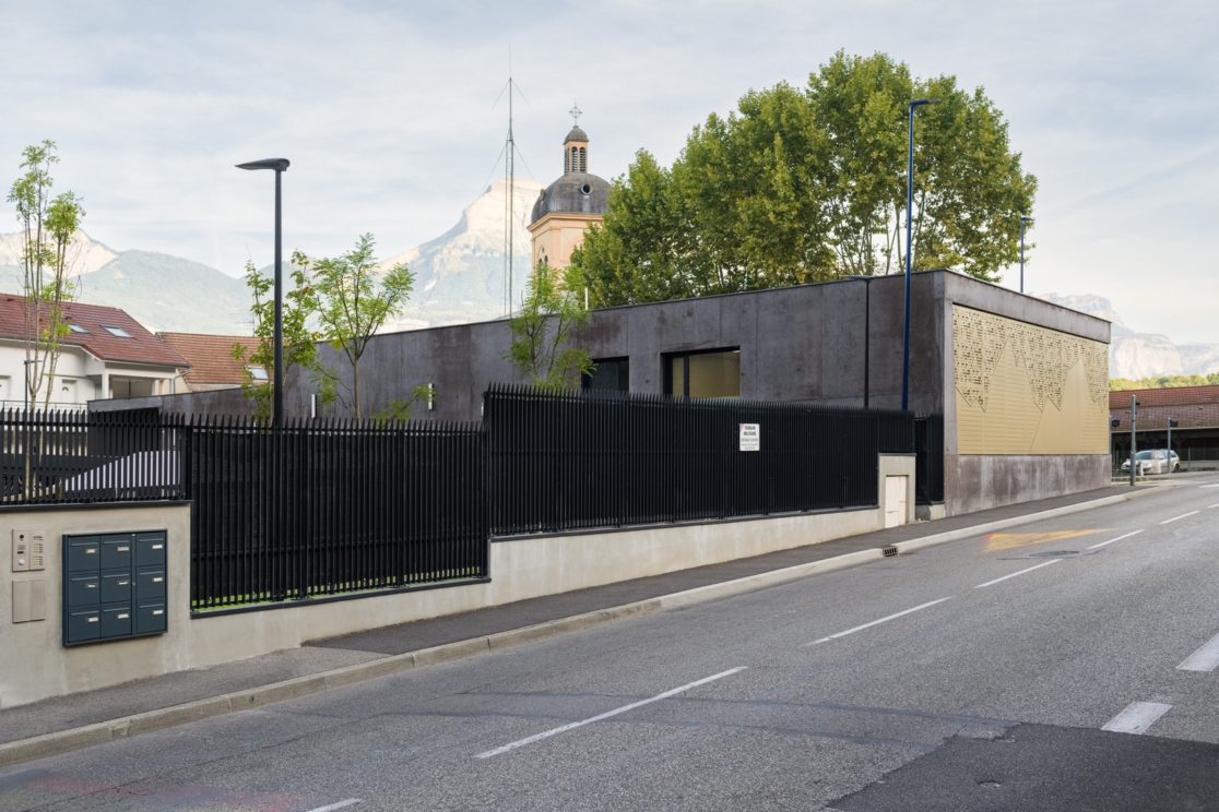 bâtiment depuis la rue