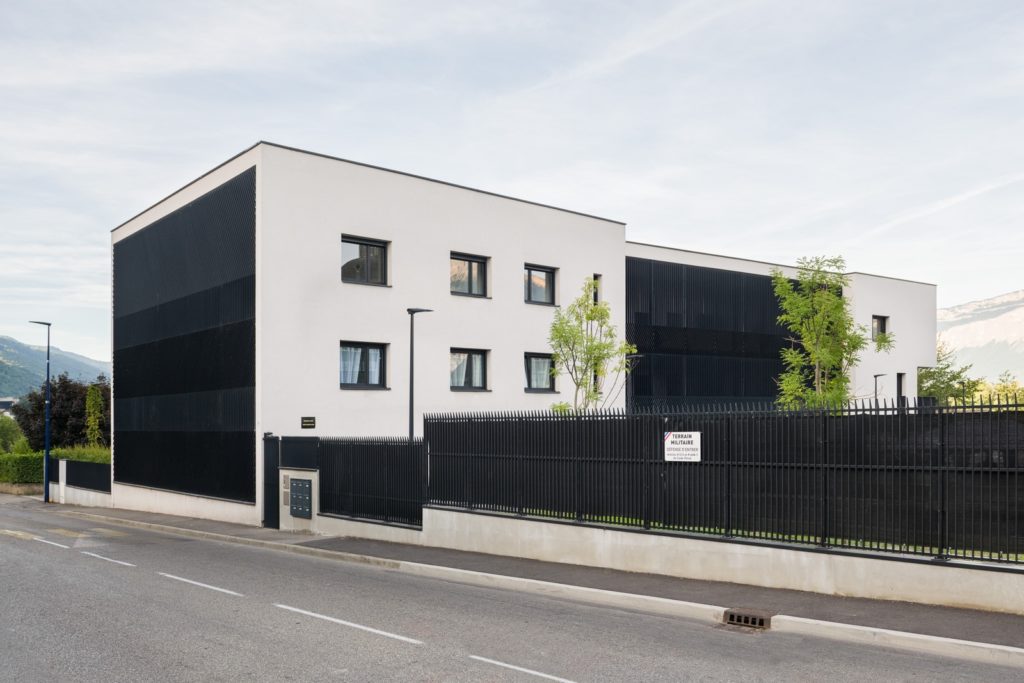 bâtiment depuis la rue