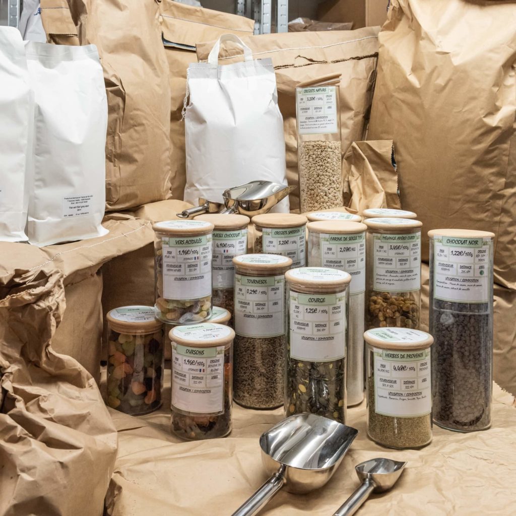 bocaux alimentaires et sacs d'alimentation