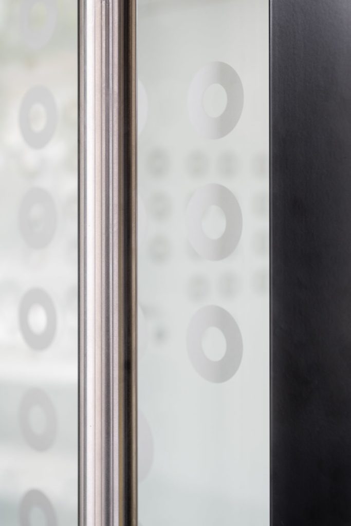 menuiserie extérieure et siganlétique