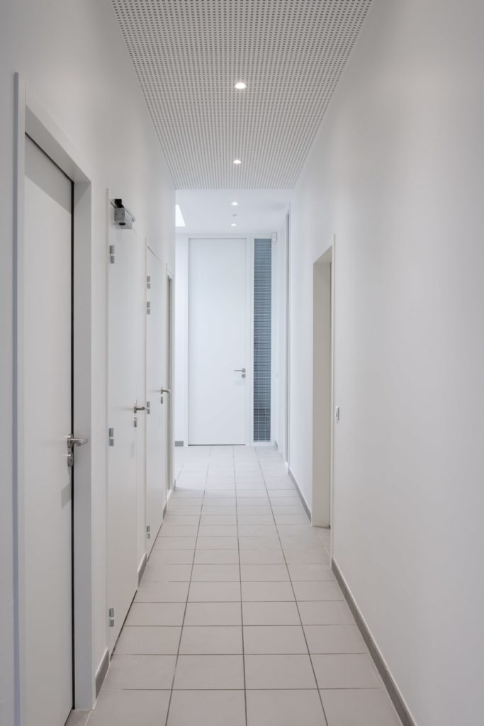 couloir de bureaux