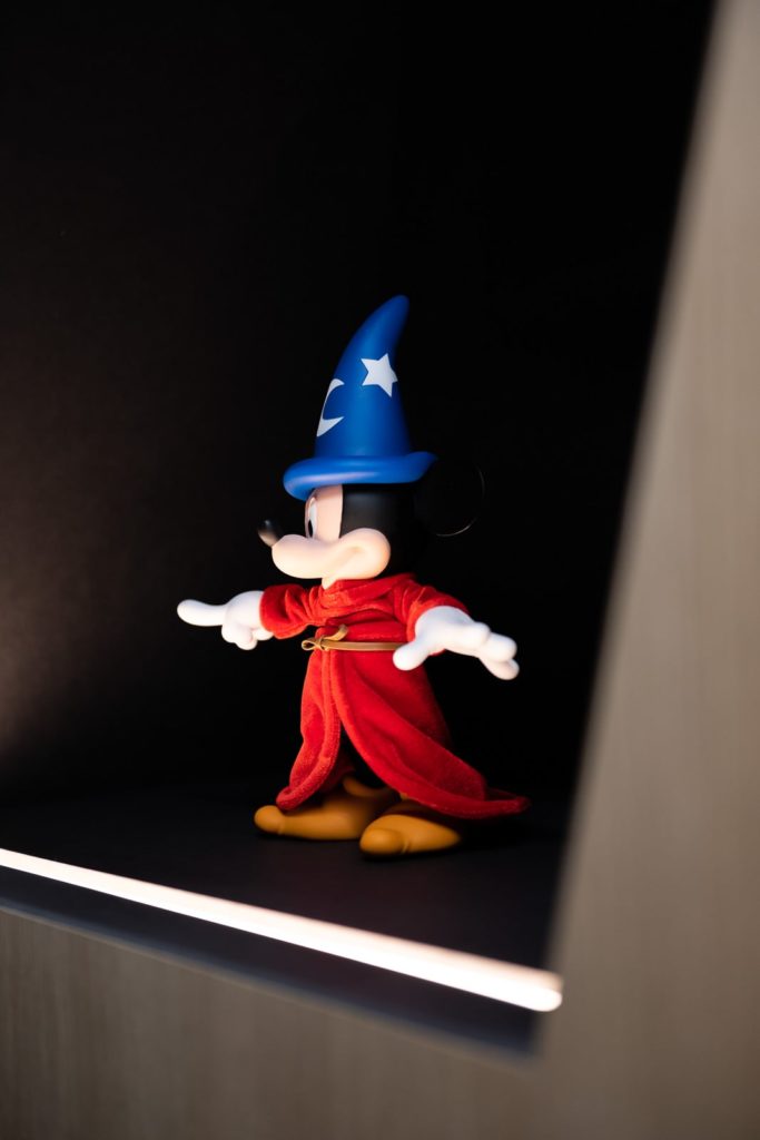 détail de niche avec statuette