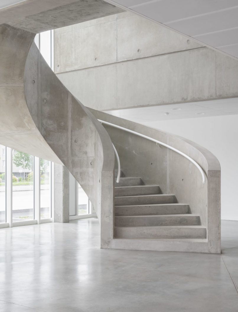 escalier béton hélicoïdale