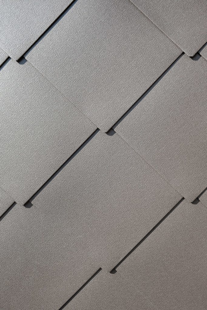 tuiles écailles en façade