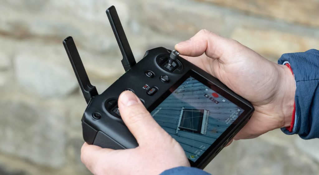 télépilotage de drone pour l'inspection technique