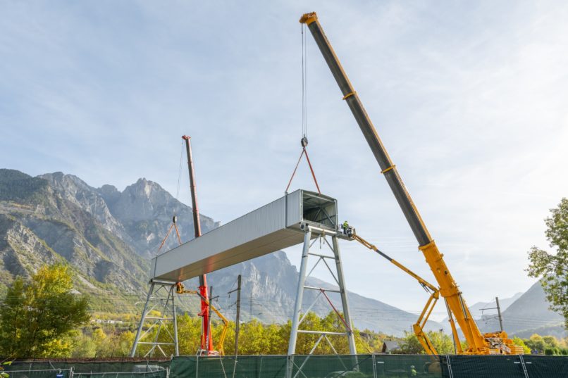sequence de levage sur chantier