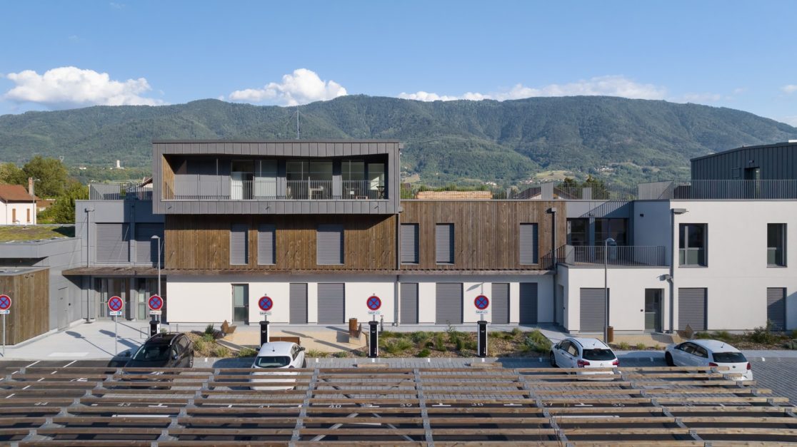 vue drone bâtiment de bureau