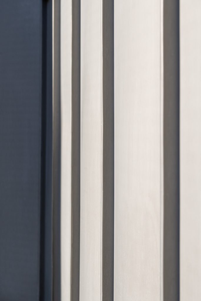 façade zinc, jeux d'ombres