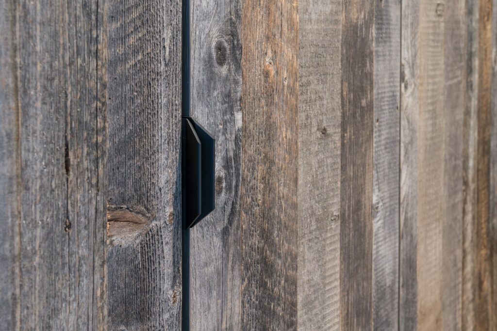 détail poignée placard