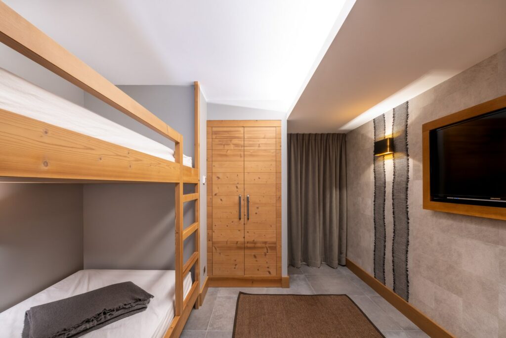 chambre avec lits superposés