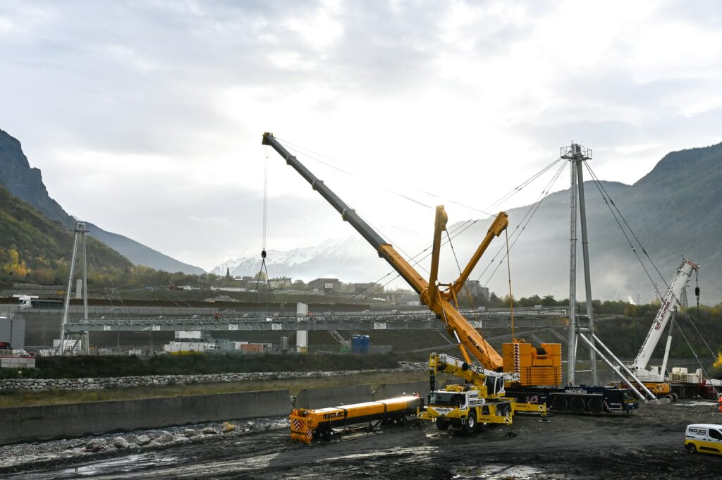 reportage grutage avec une grue 500T